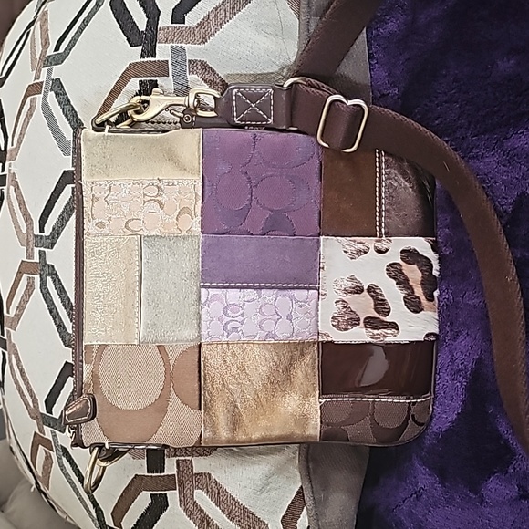 EuC LOWSTART coach patchwork crossbody - Picture 2 of 6